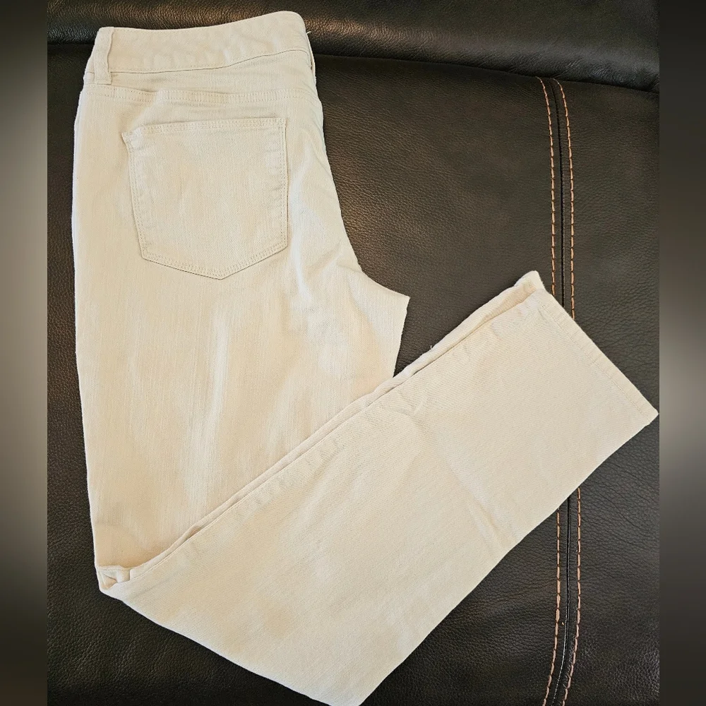 Textured Pants - Picture 3 of 5